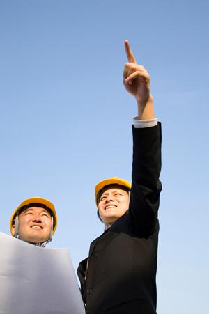 屋根付きの環境でフォークリフト講習